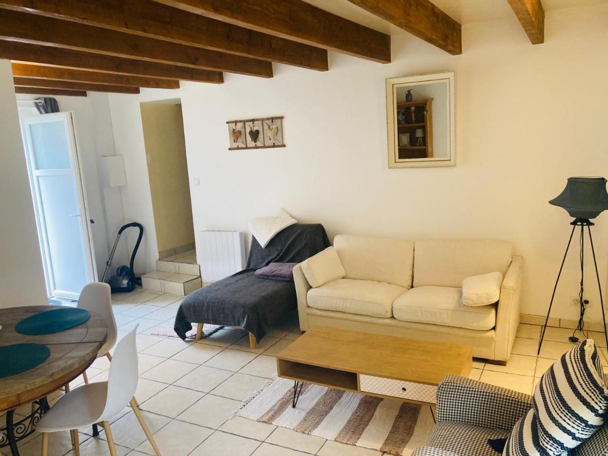 Petite maison à la campagne Saint-Germain-des-Fosses Esterno foto